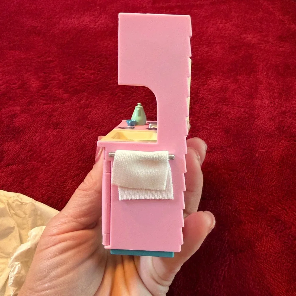 2013 Hallmark Keepsake A Kitchenette‎ For Christmas Ornament Valerie Shanks Pink
